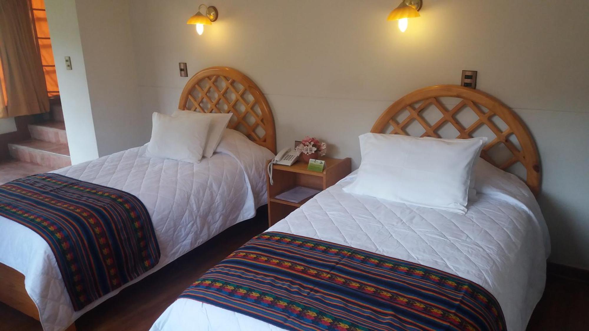 Hotel Iorana
