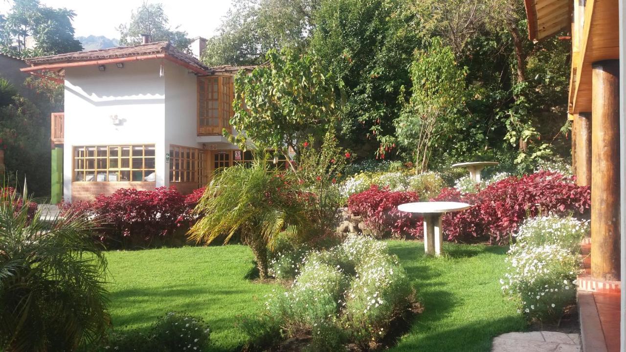 Hotel Iorana